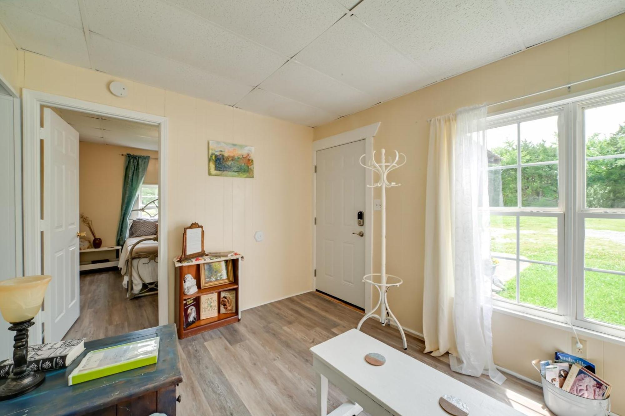 Serene Mcewen Cottage About 2 Mi To Golf Course! Екстериор снимка